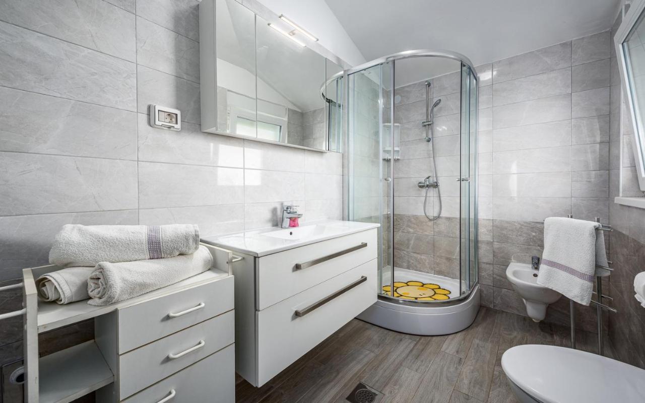 Apartment Kraljevic 乌马格 外观 照片
