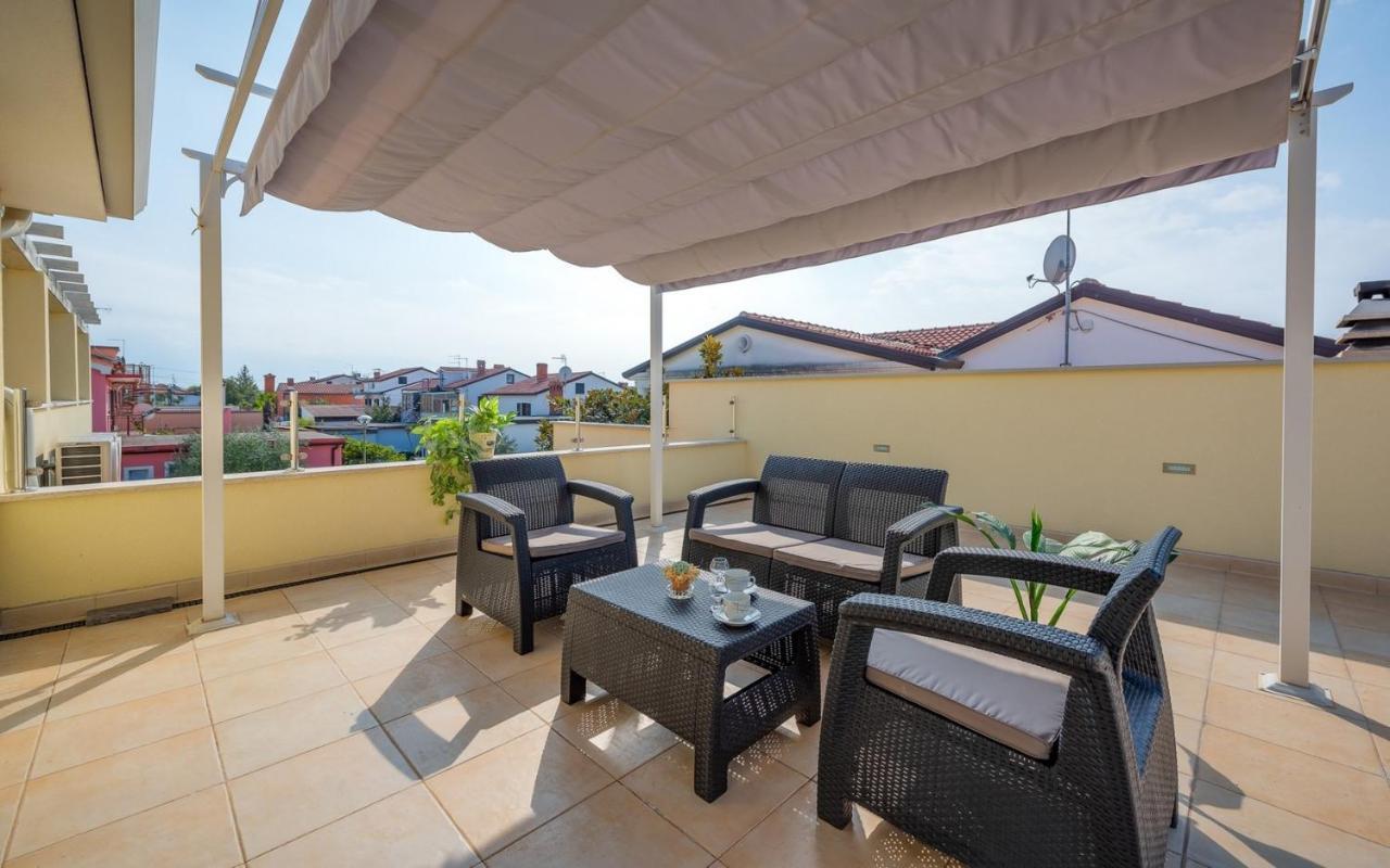 Apartment Kraljevic 乌马格 外观 照片